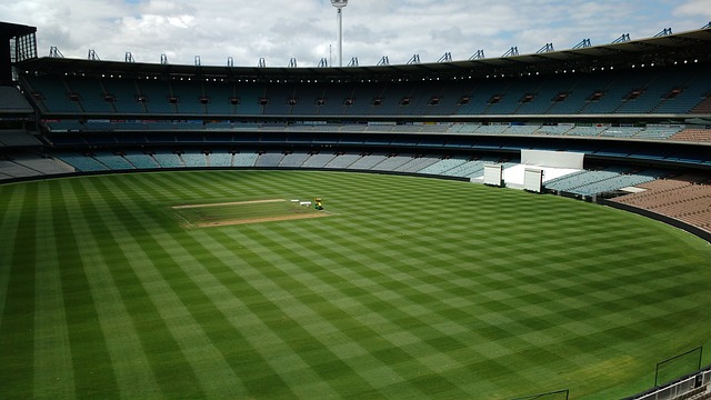 风险愈加突 风险愈加突